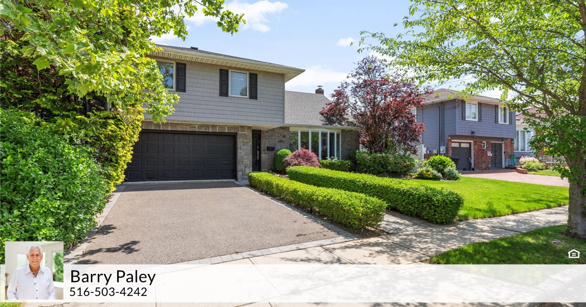 676 Derby Ave, Woodmere, NY 11598